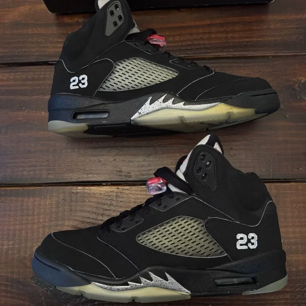 Air Jordan 5 Retro Black Metallic Shoes